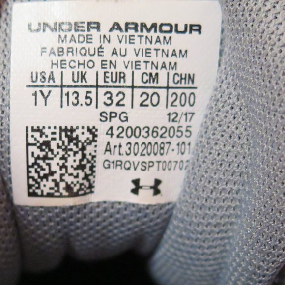 UNDER ARMOUR - Girls Moto Slip on grey runners - Picture 9 of 9